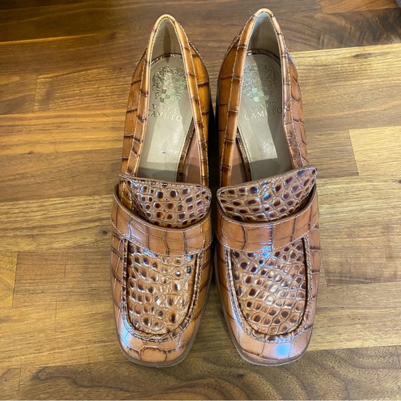 NEW Vince Camuto “Ezerna” Loafer Pump brown Snake 10 - Picture 2 of 6